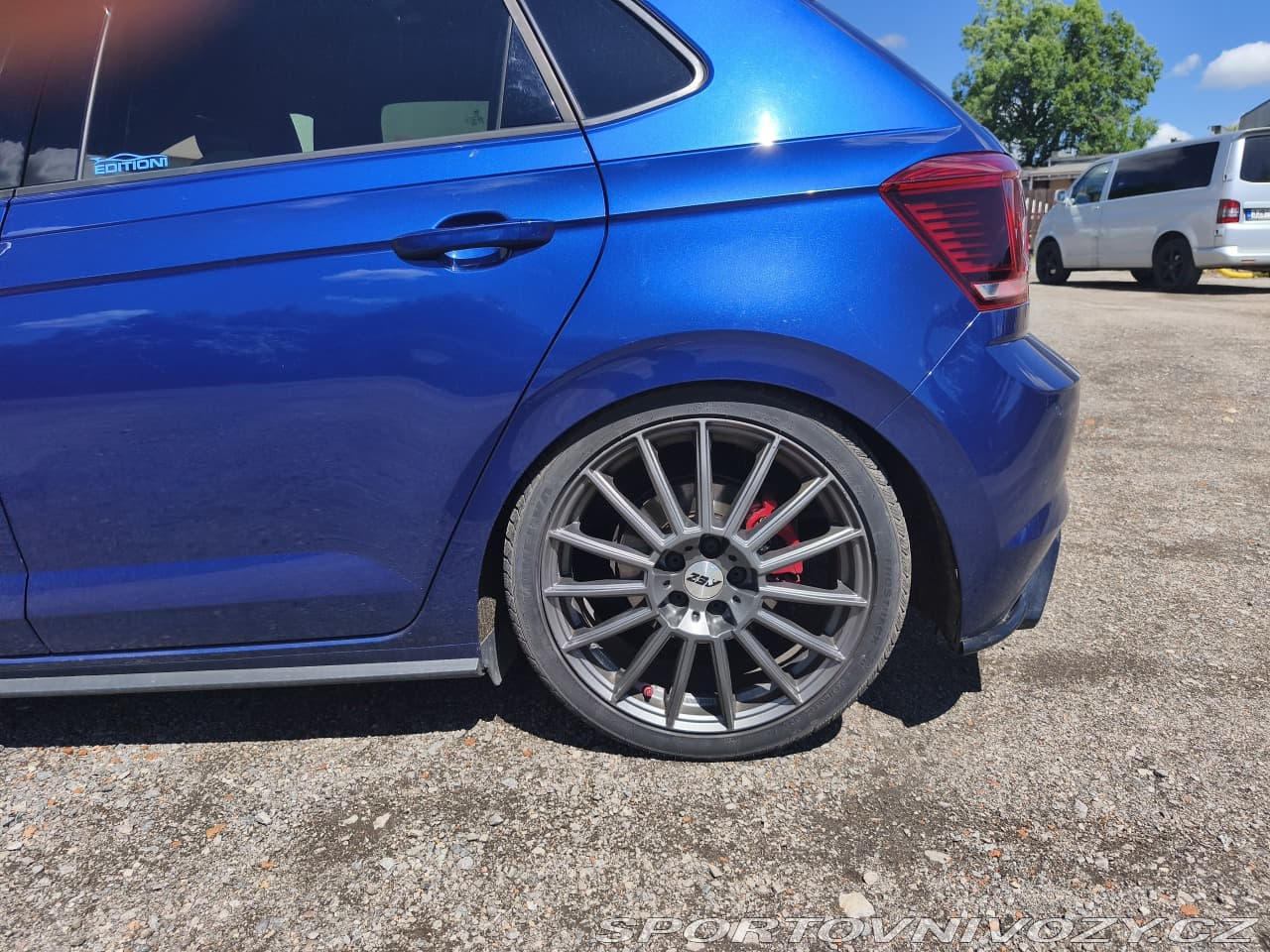 2019 Volkswagen POLO - 27