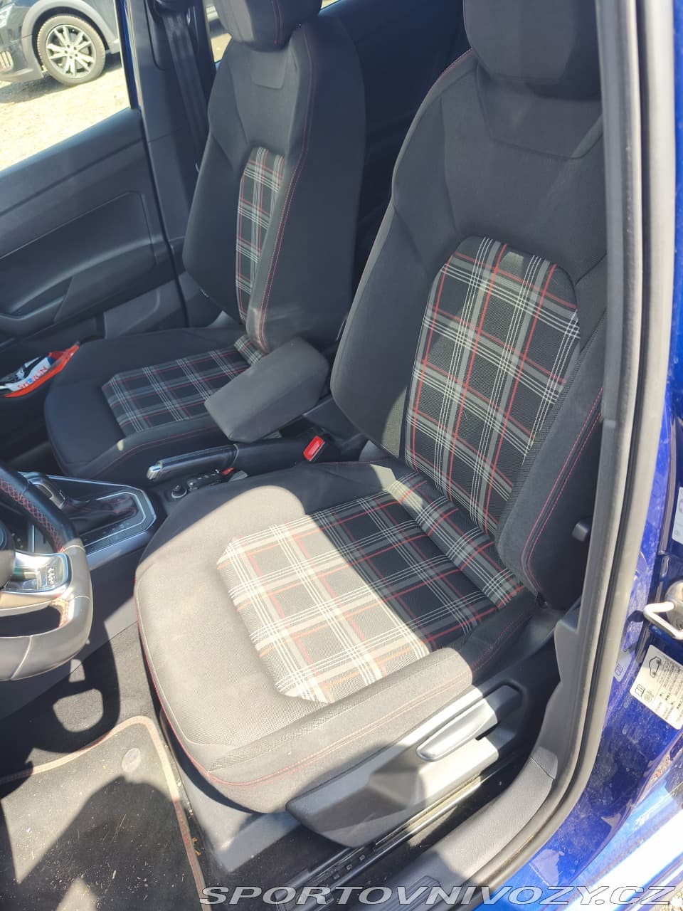 2019 Volkswagen POLO - 15