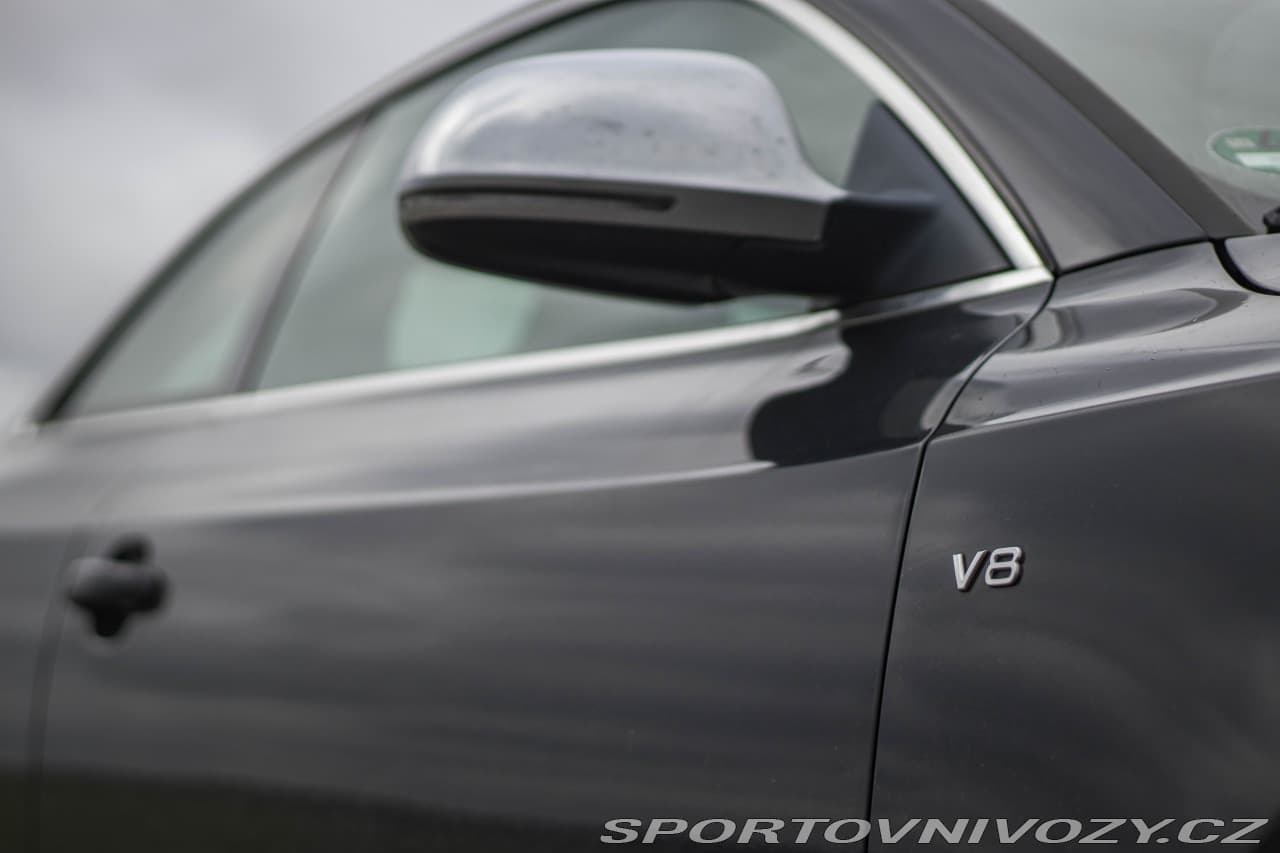 2009 Audi S5 - 19