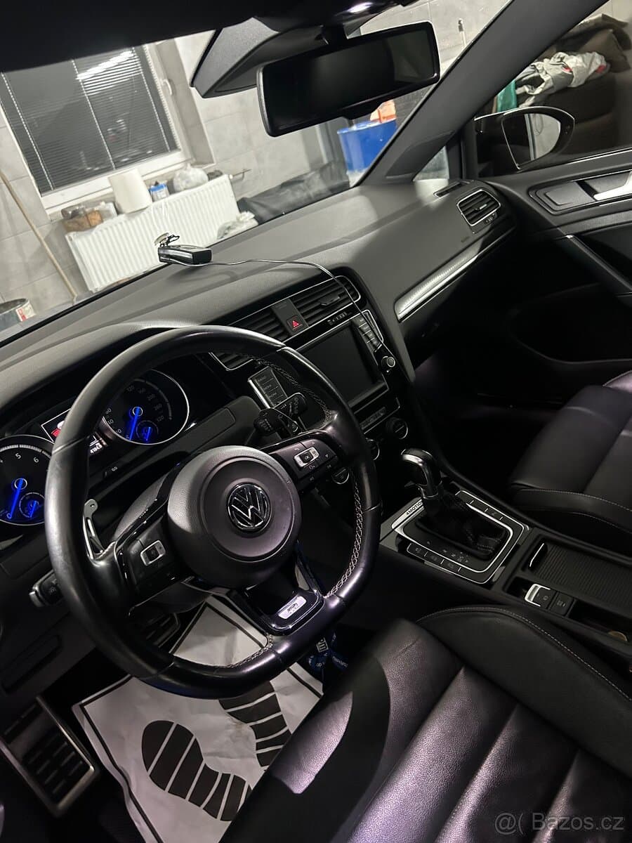 2014 Volkswagen GOLF - 28