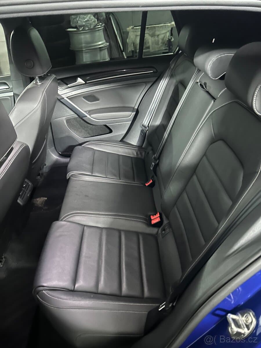 2014 Volkswagen GOLF - 31