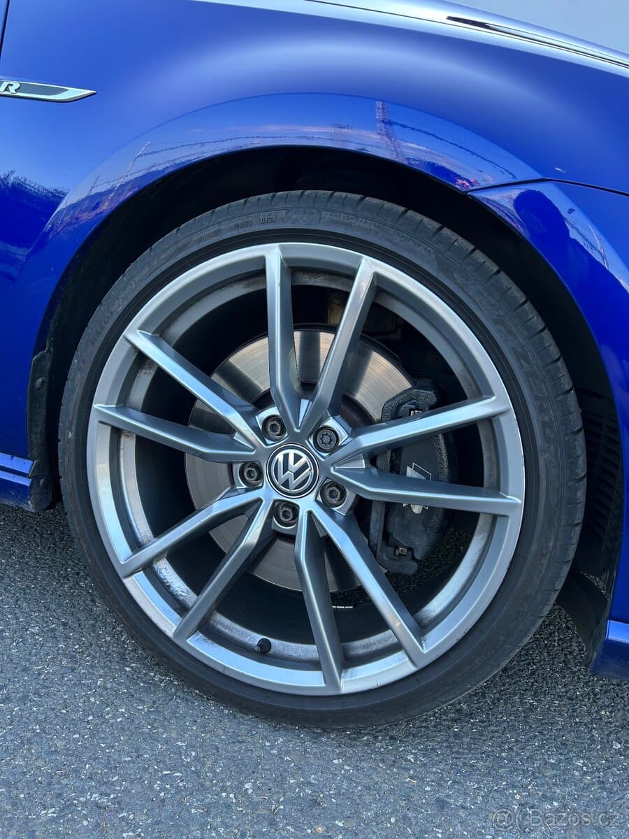 2014 Volkswagen GOLF - 25