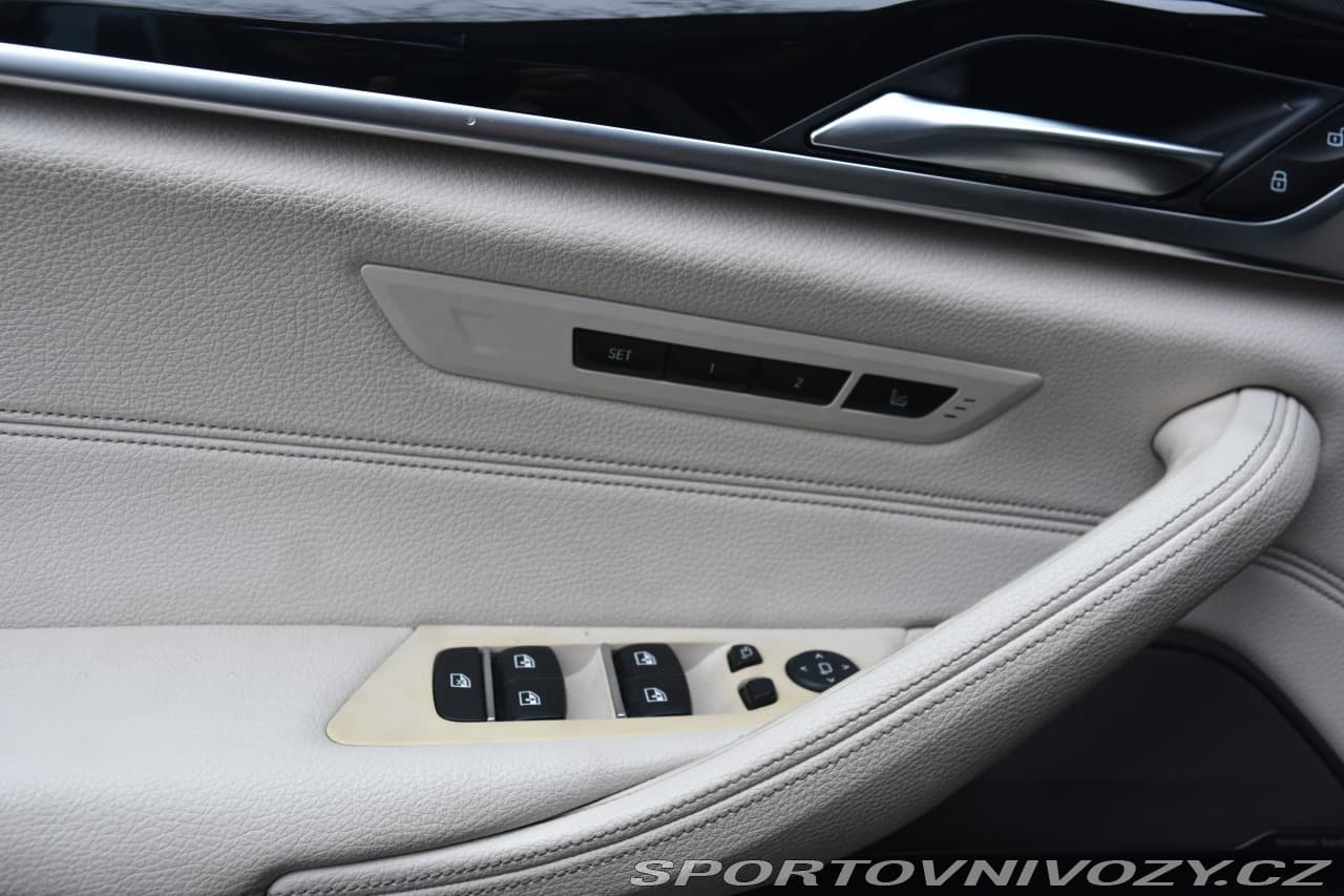 2018 BMW 5-SERIES - 12