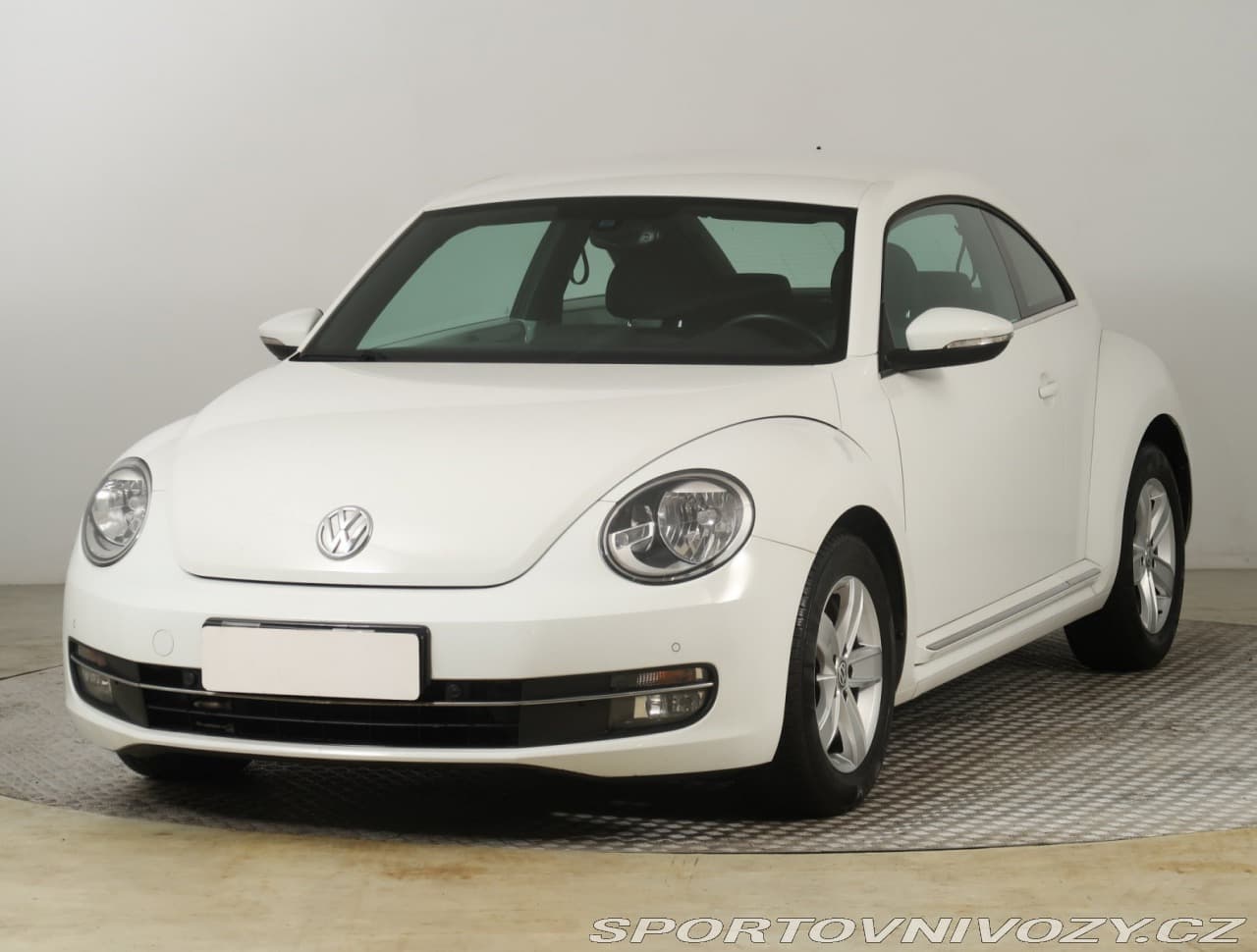 2015 Volkswagen BEETLE - 5