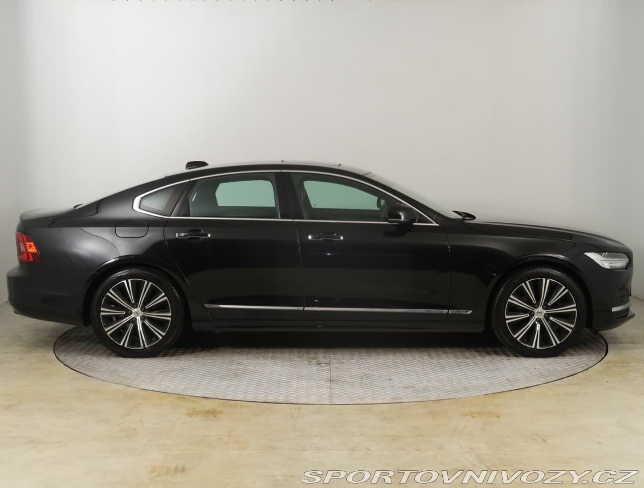 2021 Volvo S90 - 21