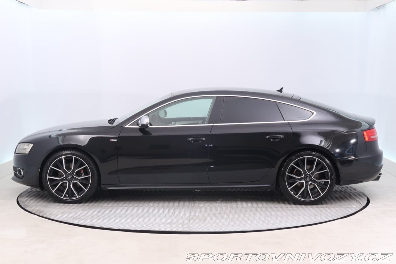 2010 Audi A5 - 10