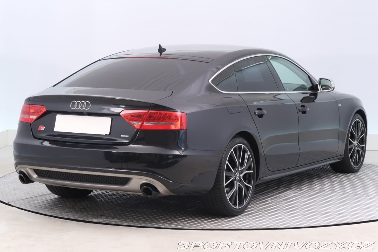 2010 Audi A5 - 18
