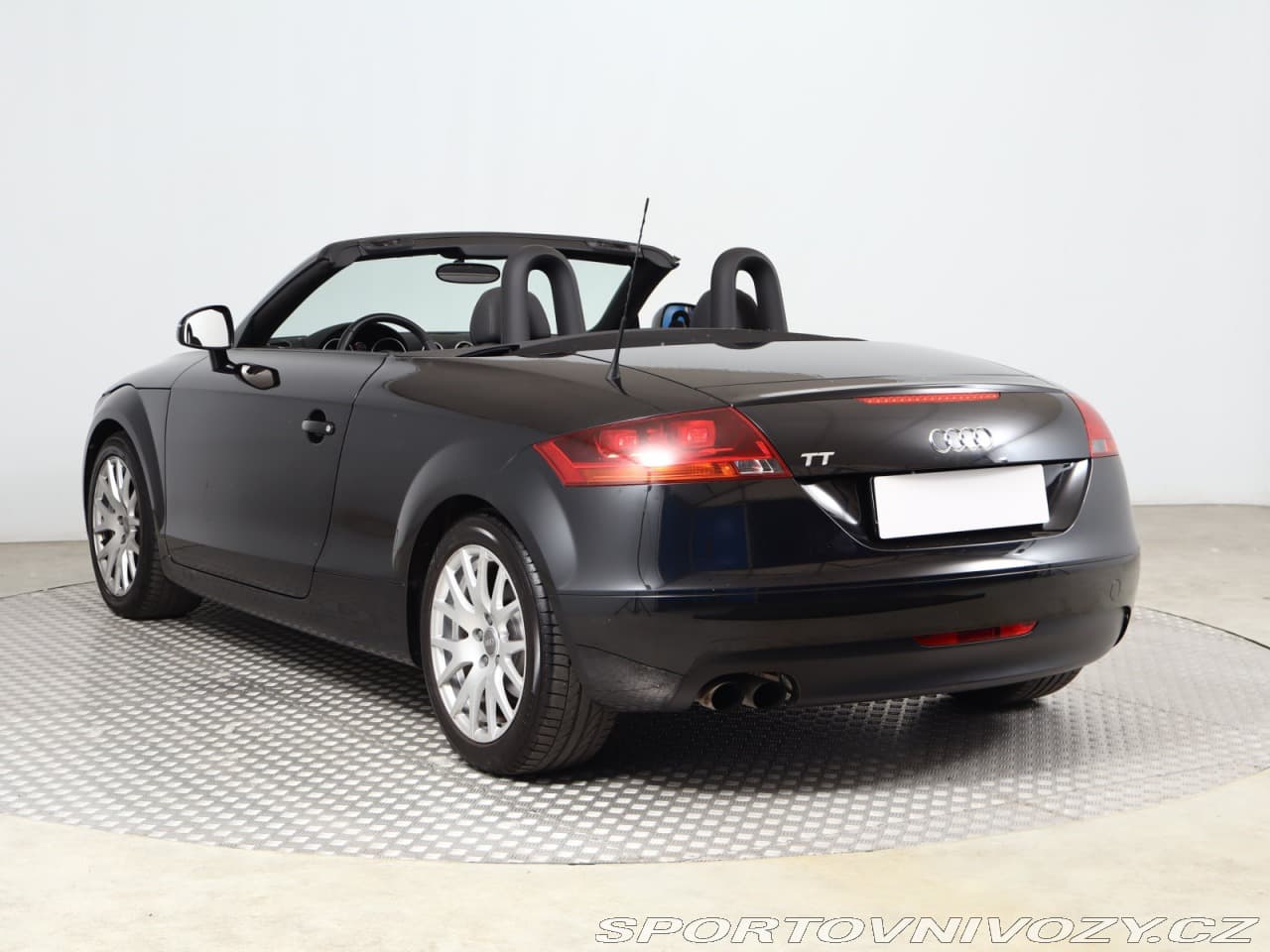 2008 Audi TT - 13