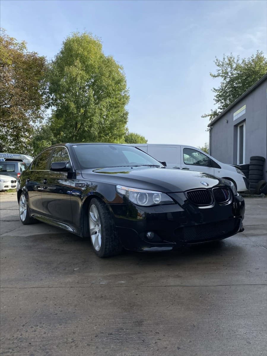 2004 BMW 5-SERIES - 37