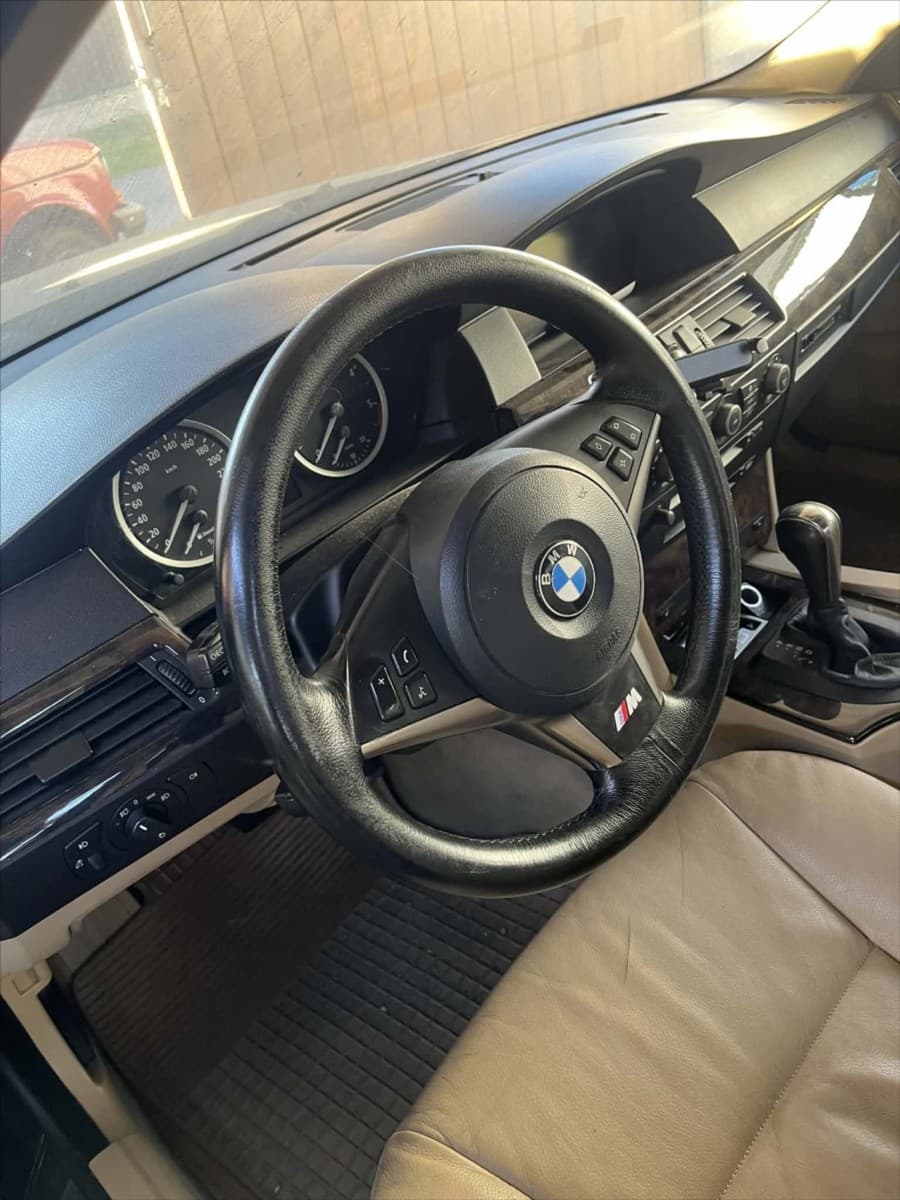 2004 BMW 5-SERIES - 25