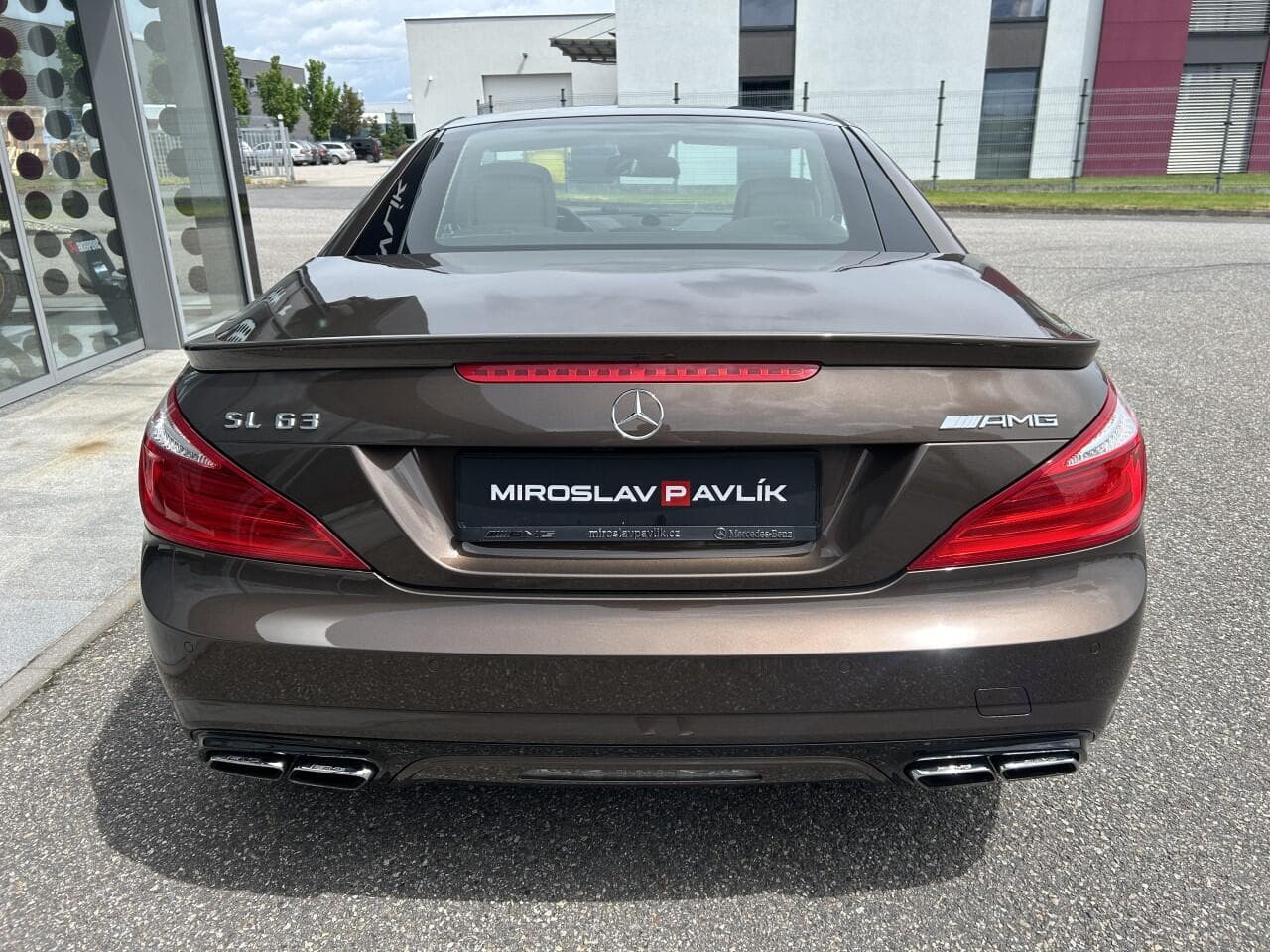2013 Mercedes-Benz SL - 21