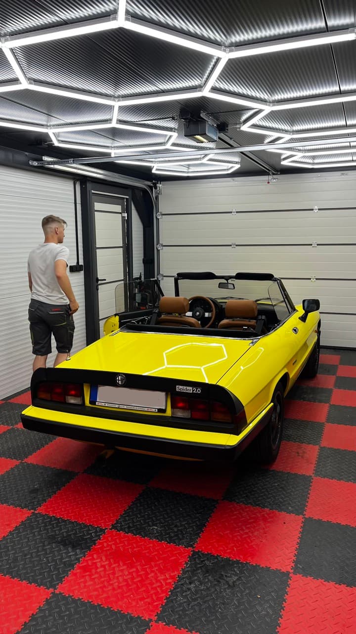 1989 Alfa Romeo SPIDER - 7