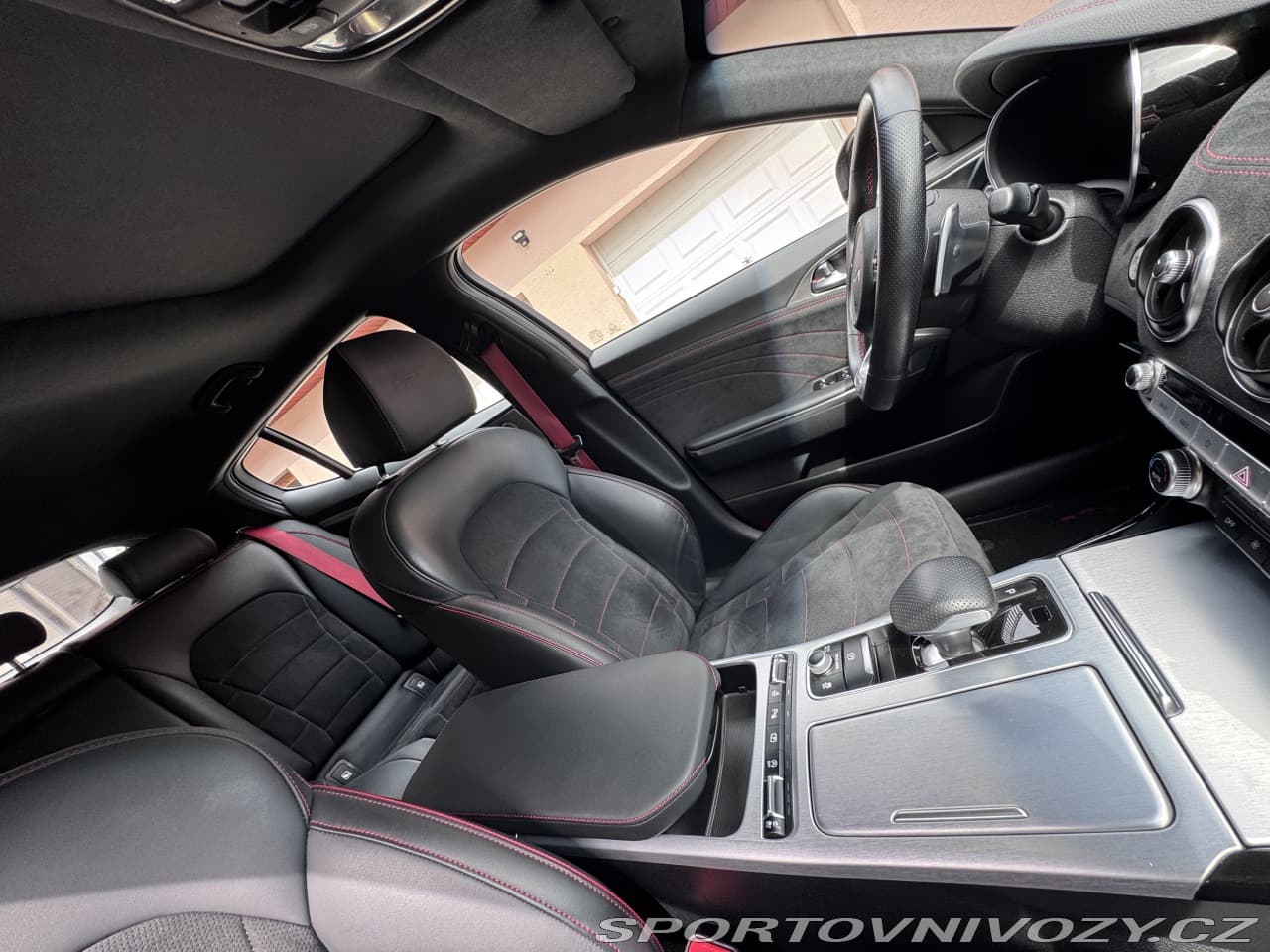 2022 Kia STINGER - 65