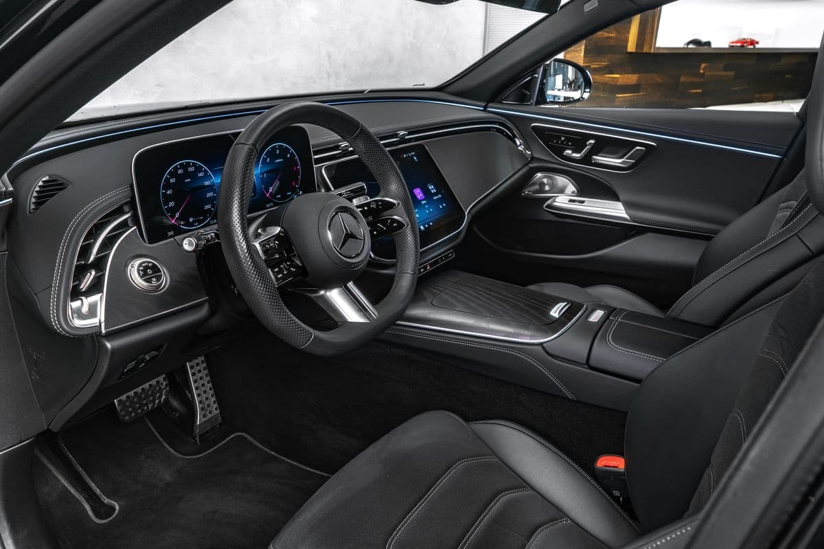 2025 Mercedes-Benz E-CLASS - 41