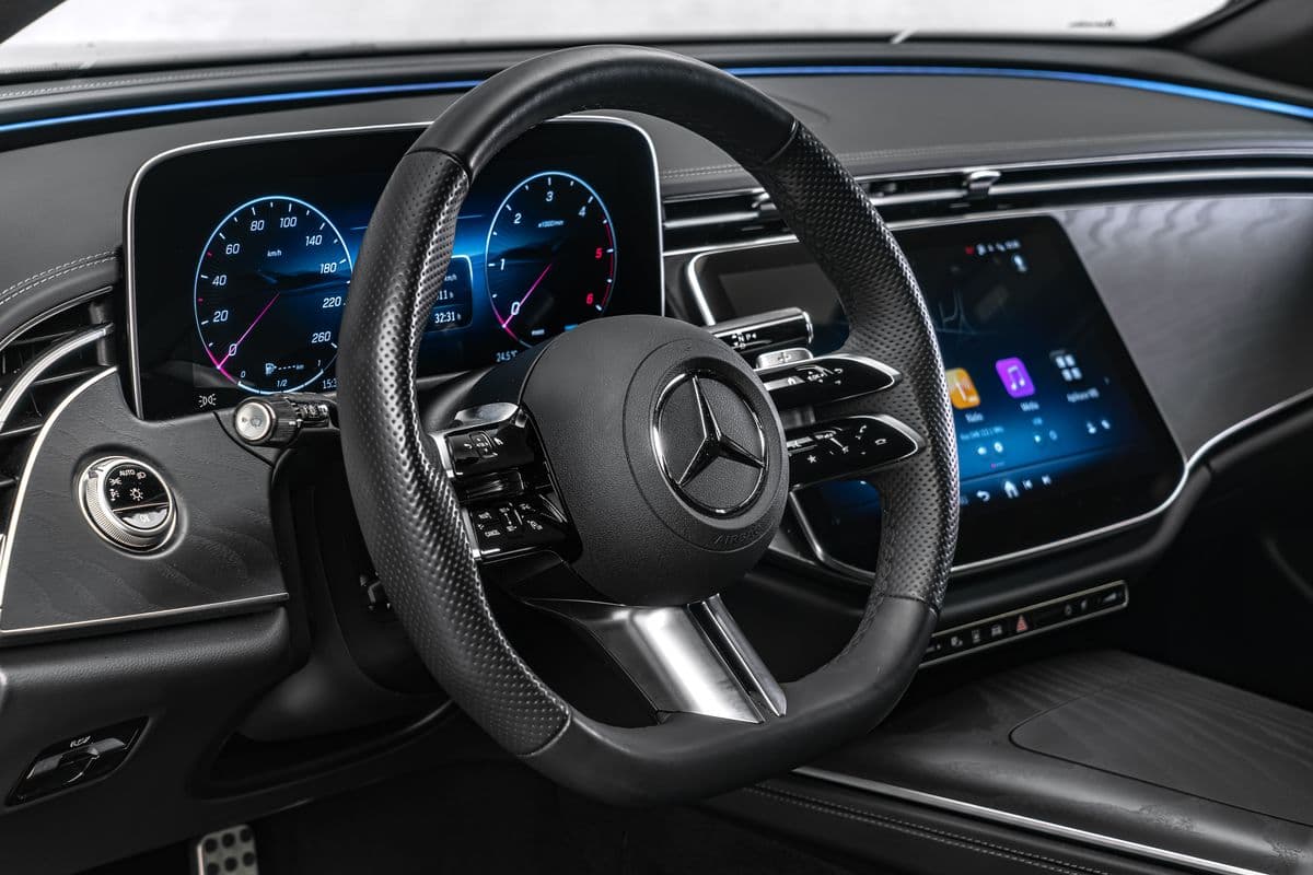 2025 Mercedes-Benz E-CLASS - 57