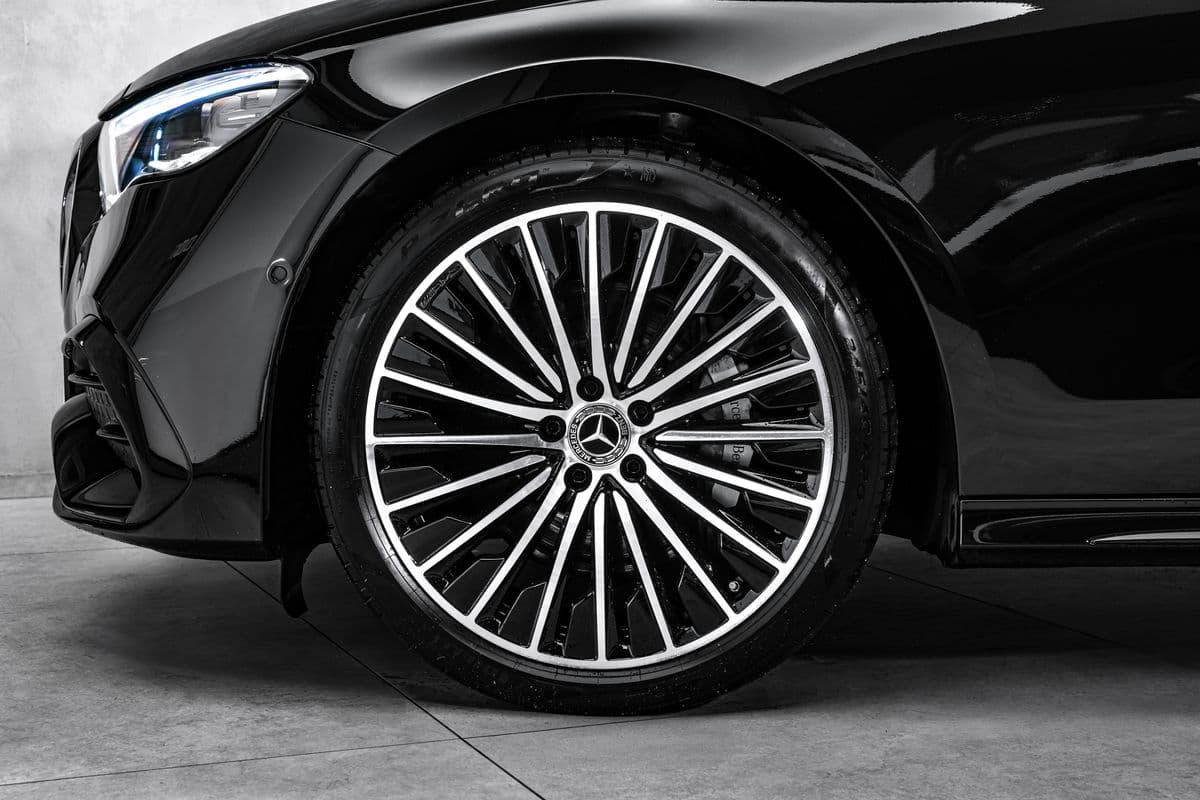 2025 Mercedes-Benz E-CLASS - 5