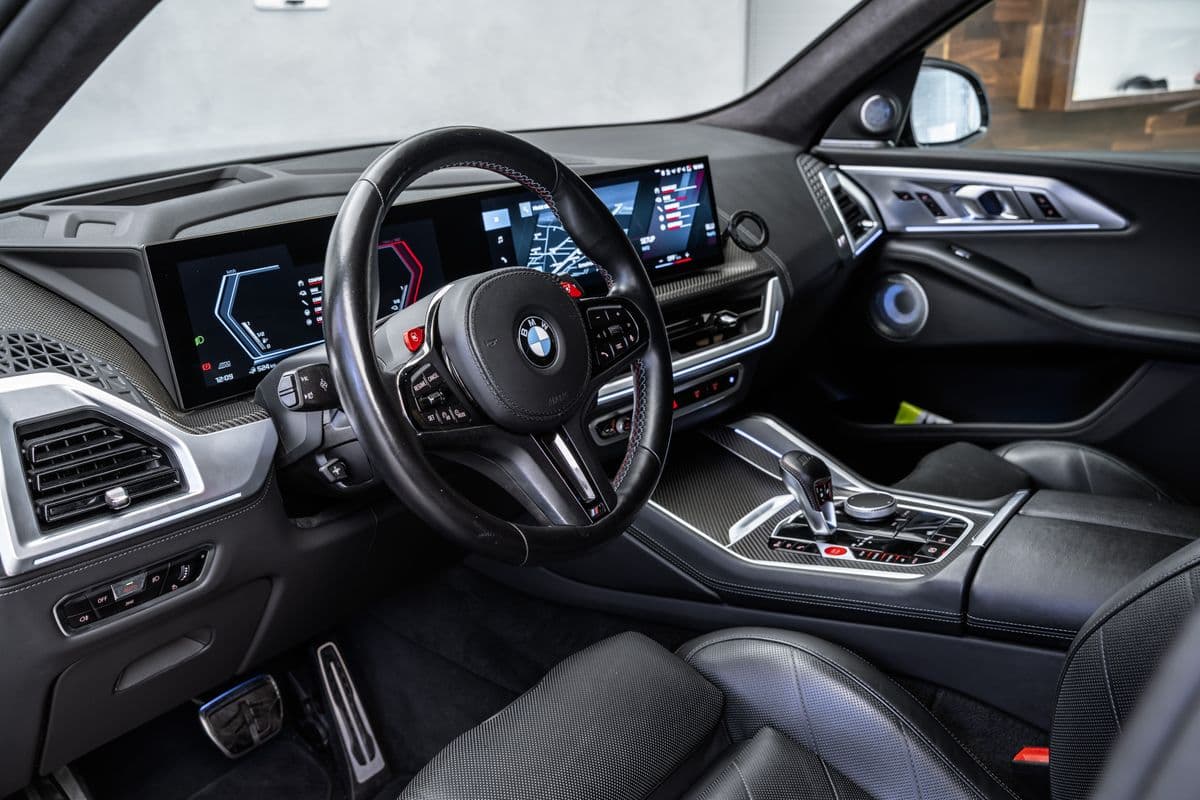 2023 BMW XM - 37