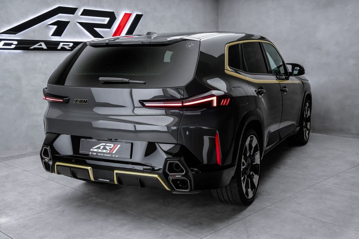 2023 BMW XM - 29