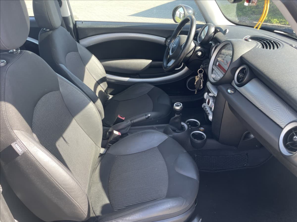 2010 Mini COOPER - 46
