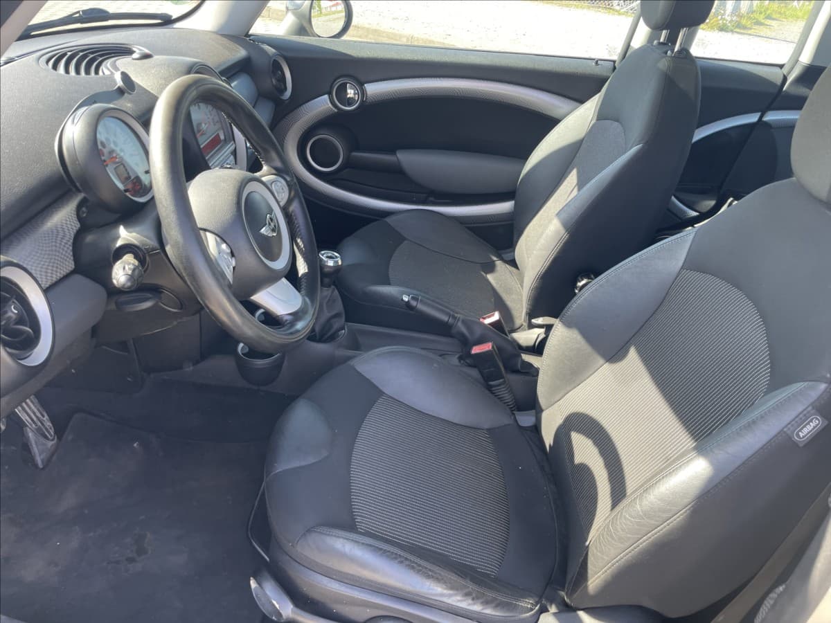 2010 Mini COOPER - 21