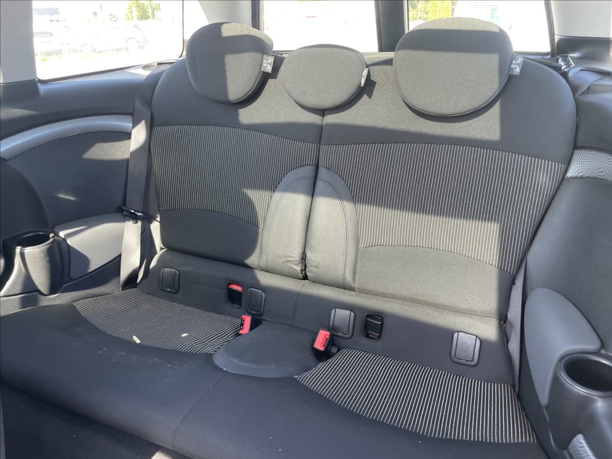 2010 Mini COOPER - 28