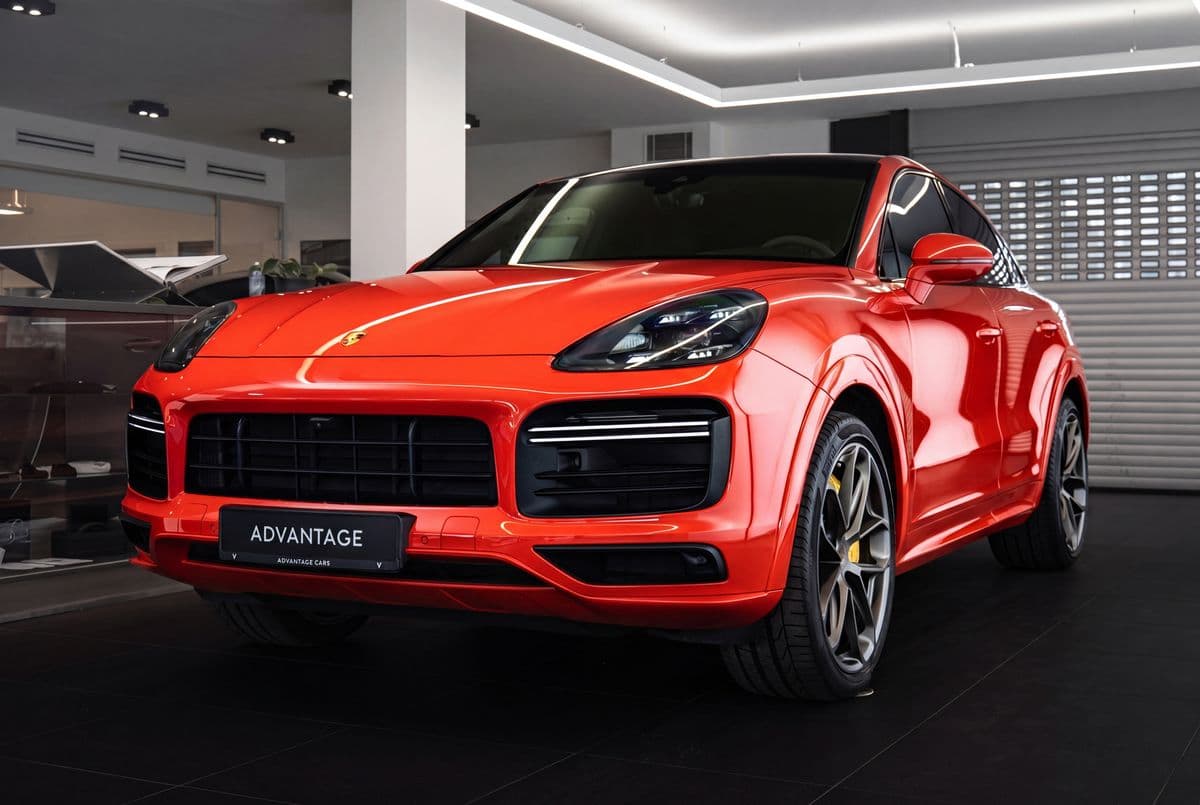 2019 Porsche CAYENNE