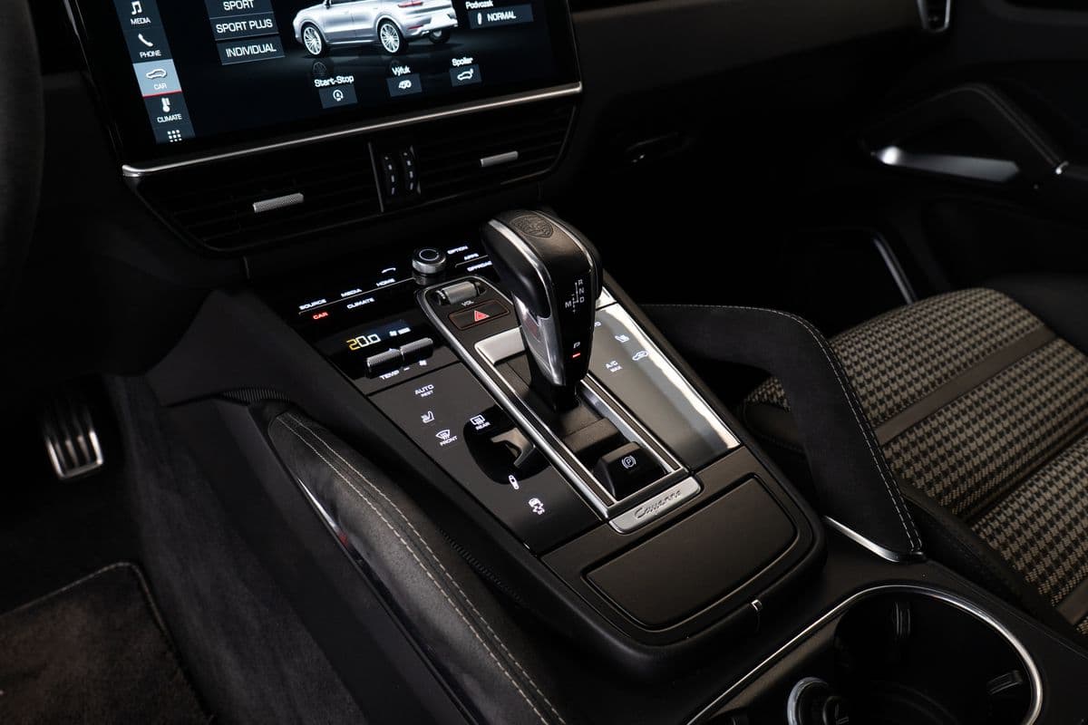 2019 Porsche CAYENNE - 57