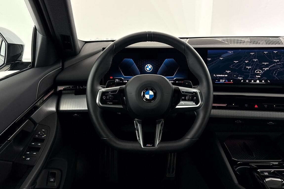 2025 BMW 5-SERIES - 65