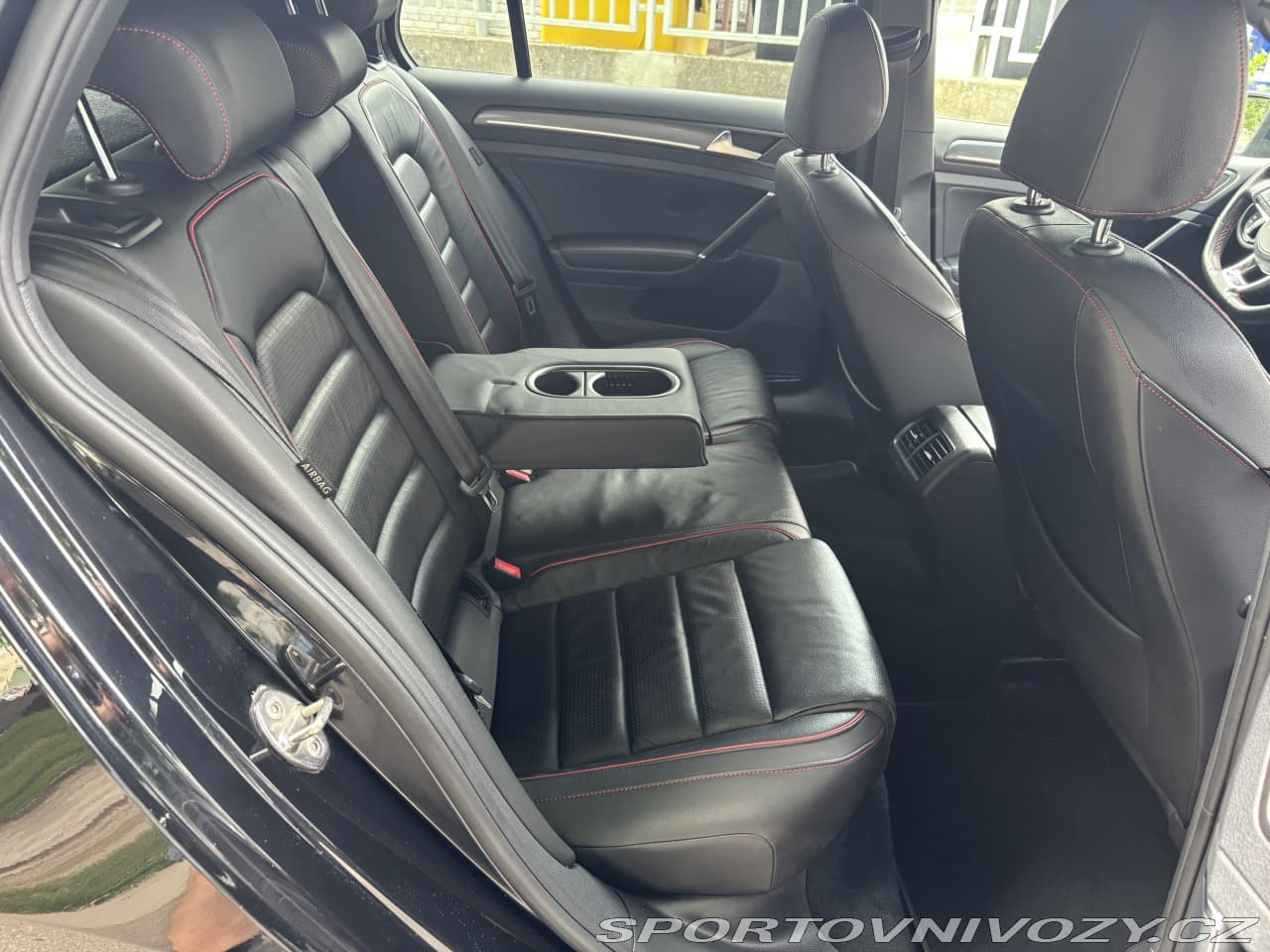 2017 Volkswagen GOLF - 34