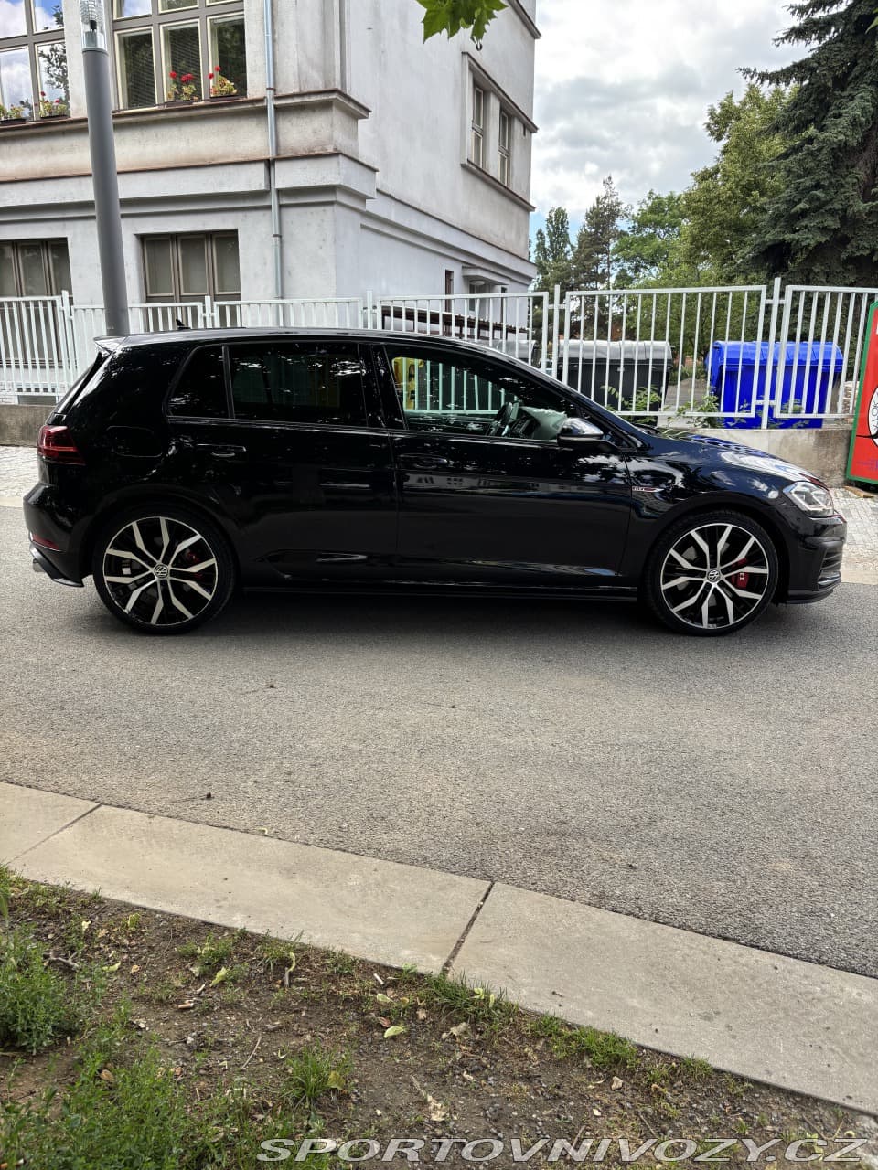 2017 Volkswagen GOLF - 13
