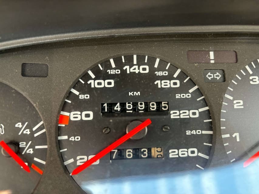 1985 Porsche 944 - 29