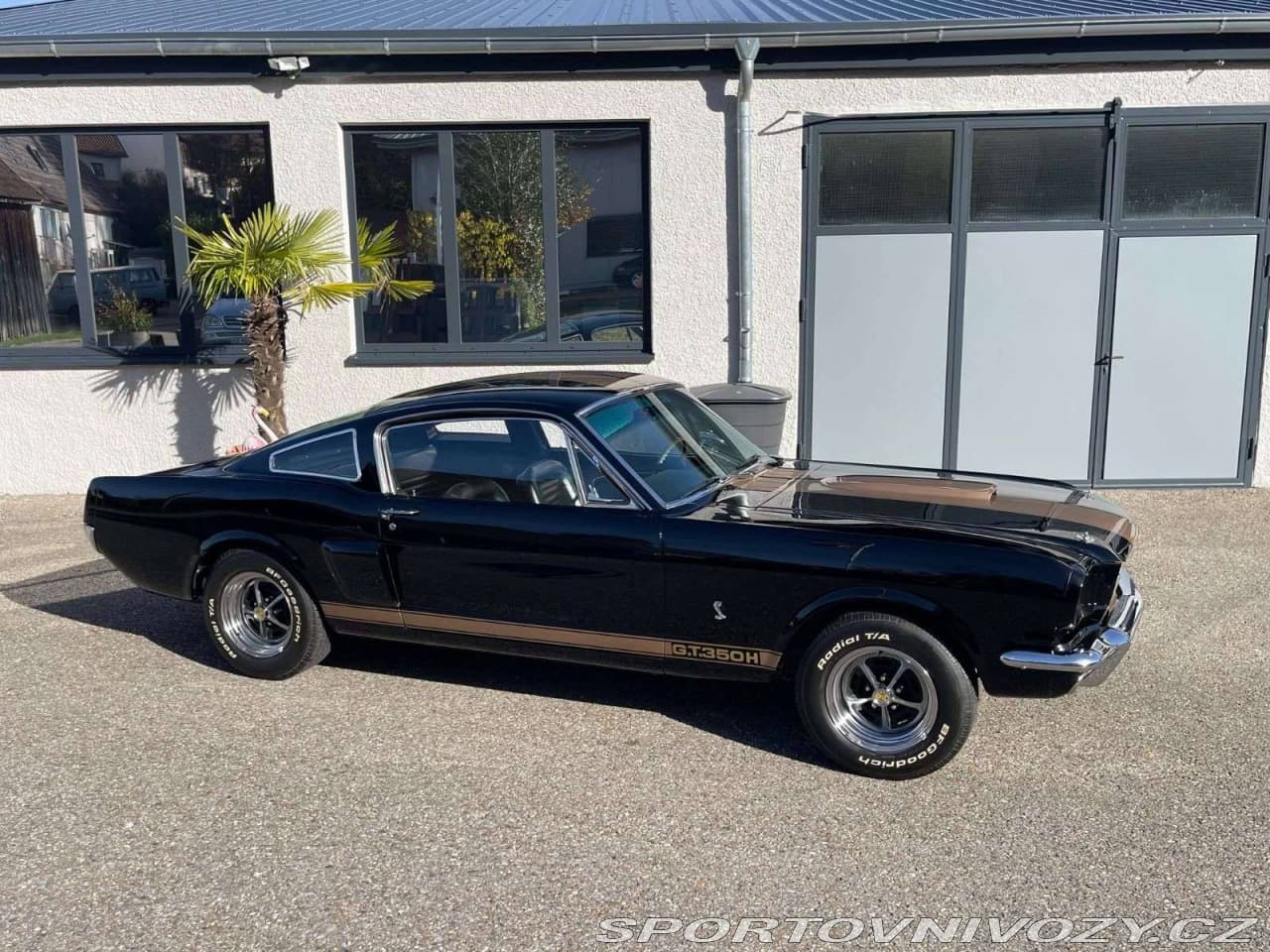 1965 Ford MUSTANG - 25