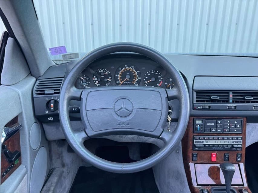 1991 Mercedes-Benz SL - 49