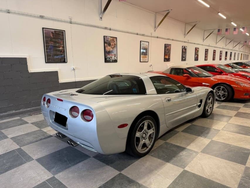 1998 Chevrolet CORVETTE - 17