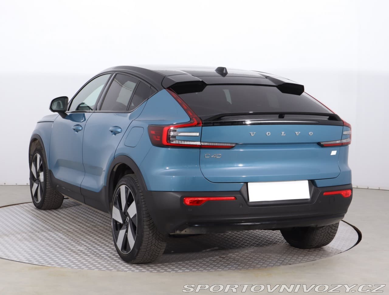 2022 Volvo C40 - 13