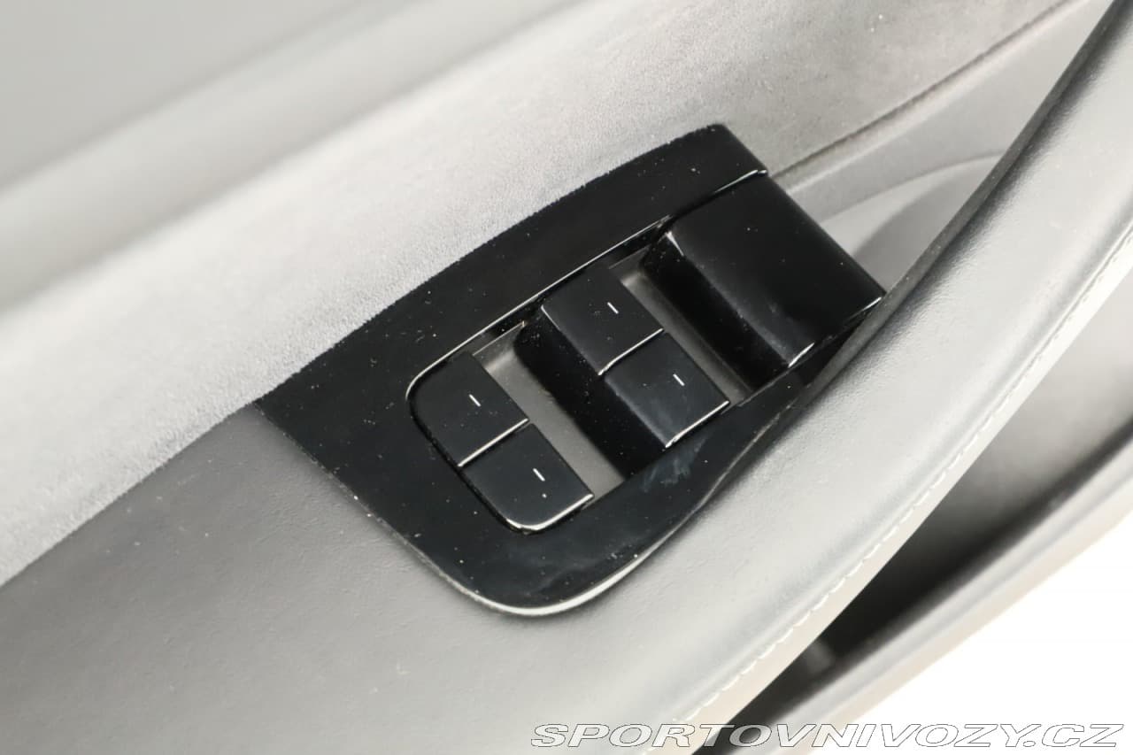2020 Tesla MODEL 3 - 73