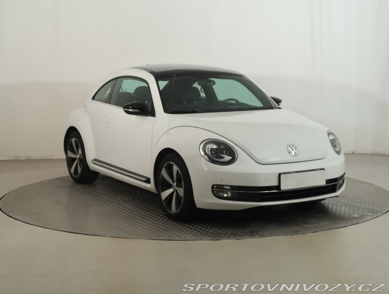 2012 Volkswagen BEETLE