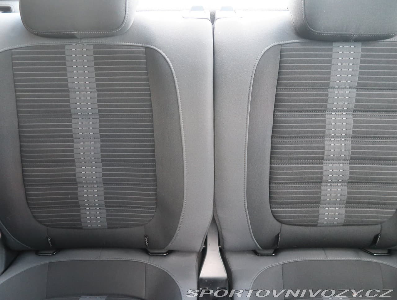 2012 Volkswagen BEETLE - 37