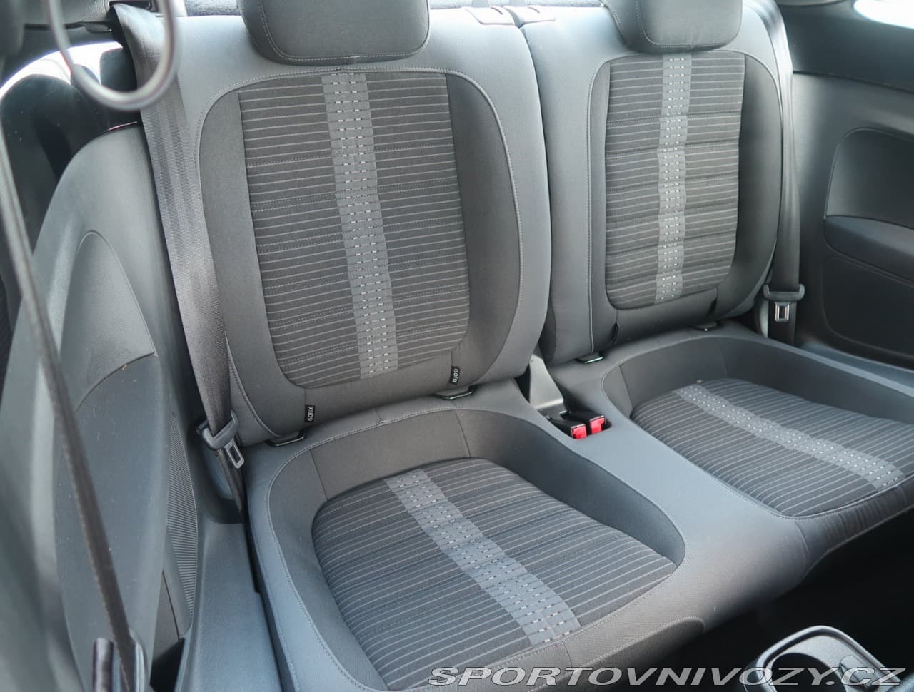 2012 Volkswagen BEETLE - 53