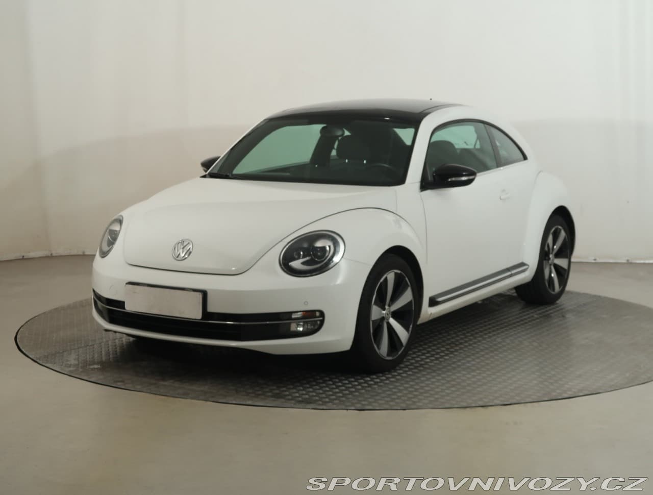 2012 Volkswagen BEETLE - 5