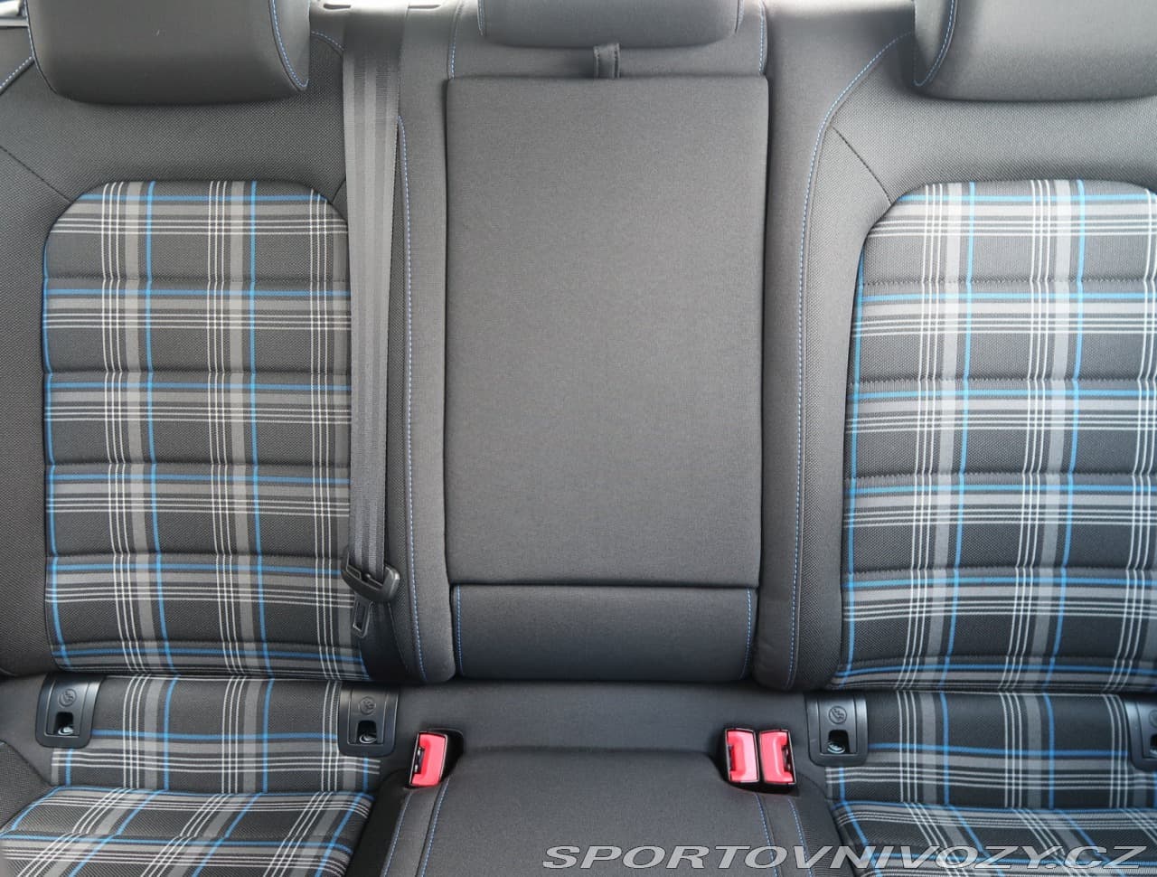 2015 Volkswagen GOLF - 10