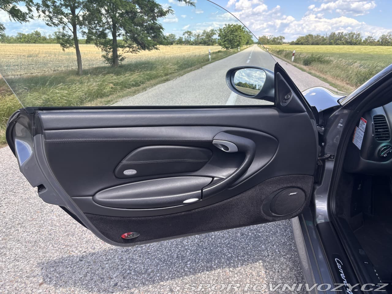 2004 Porsche 911 - 16