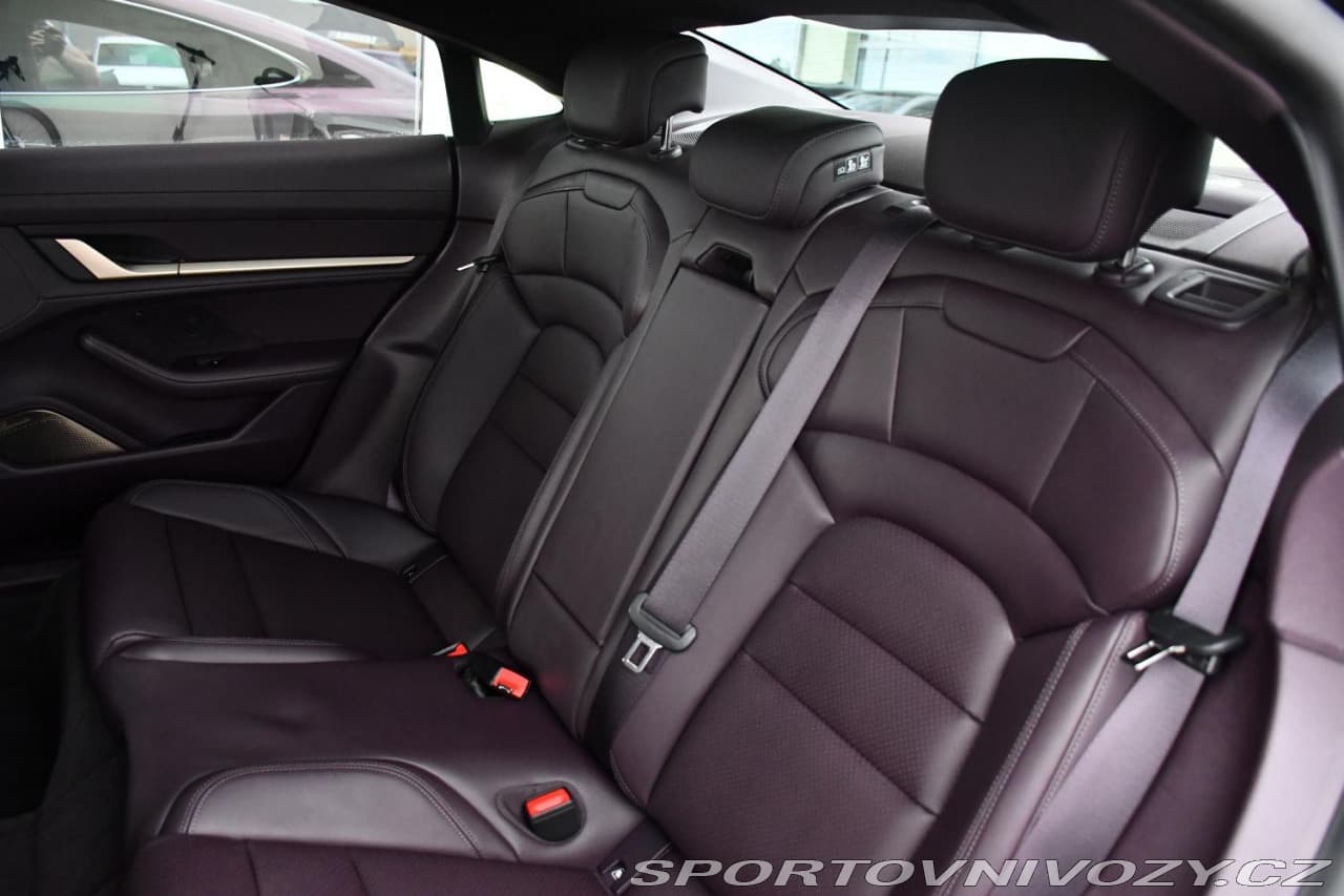 2024 Porsche TAYCAN - 58