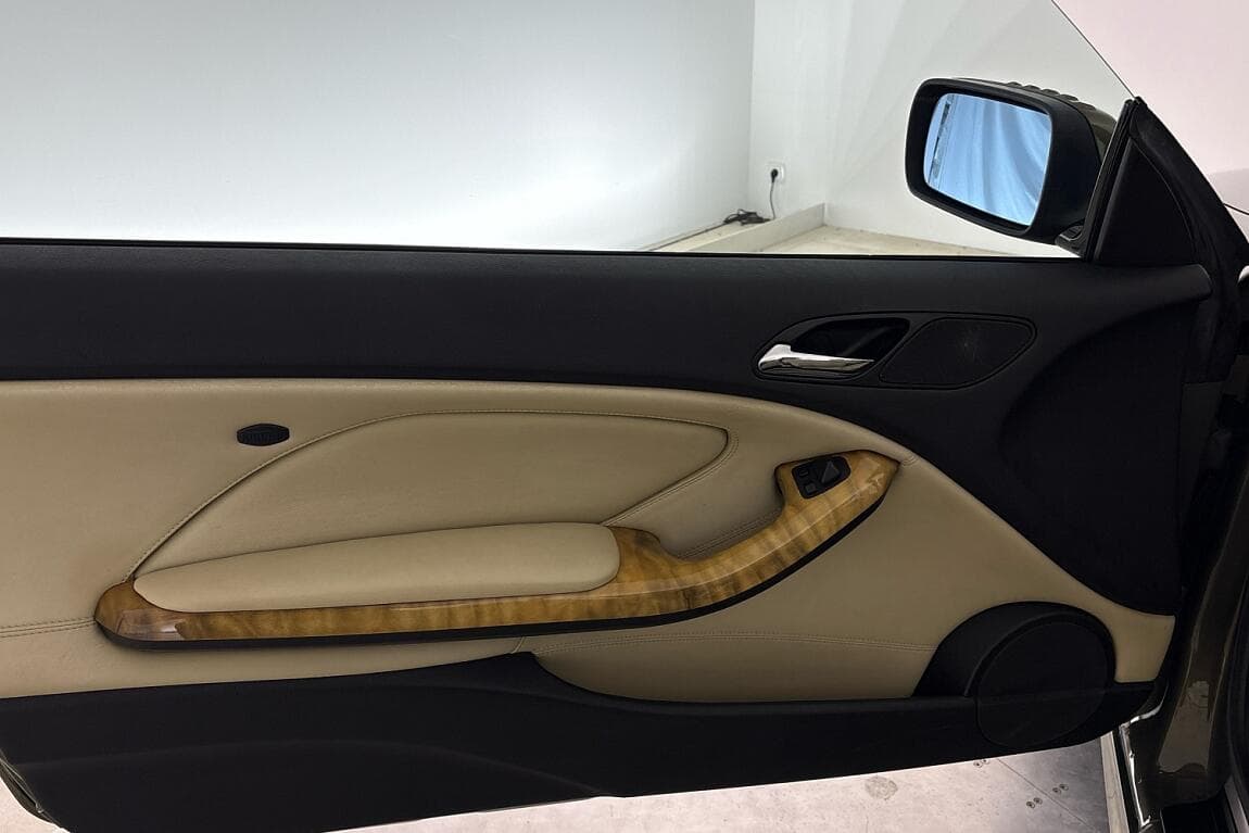 2004 BMW 3-SERIES - 43