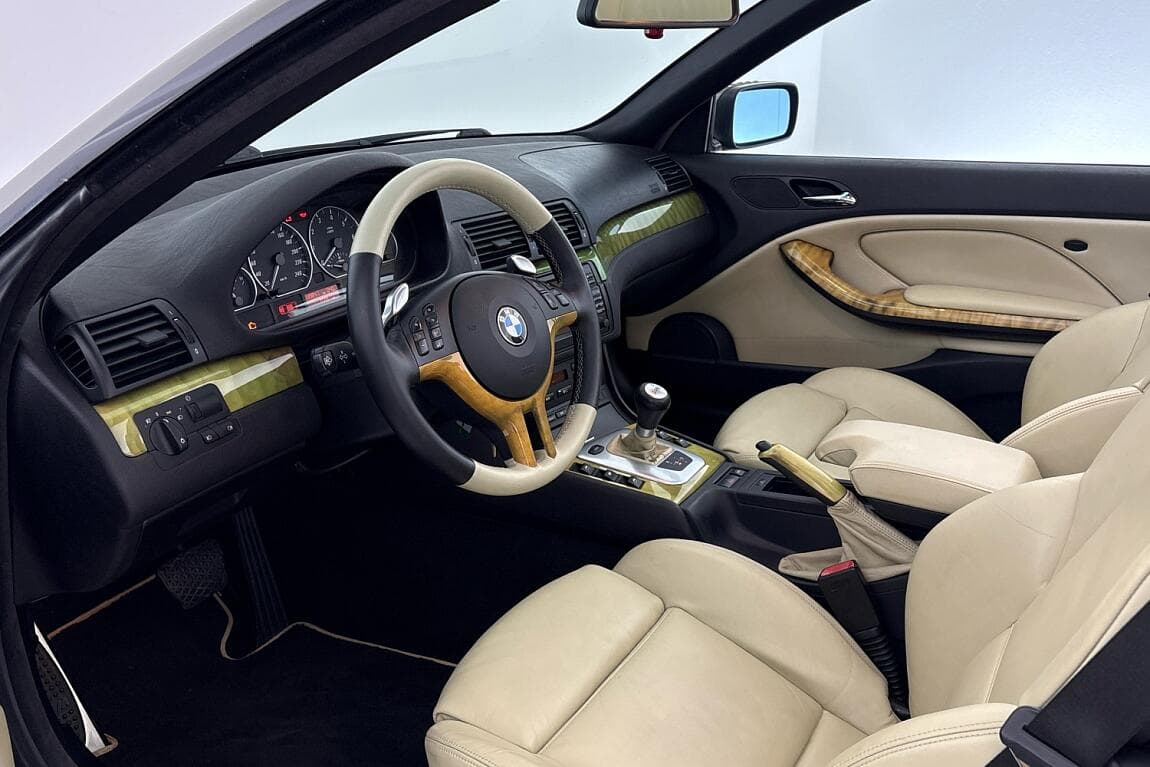 2004 BMW 3-SERIES - 25