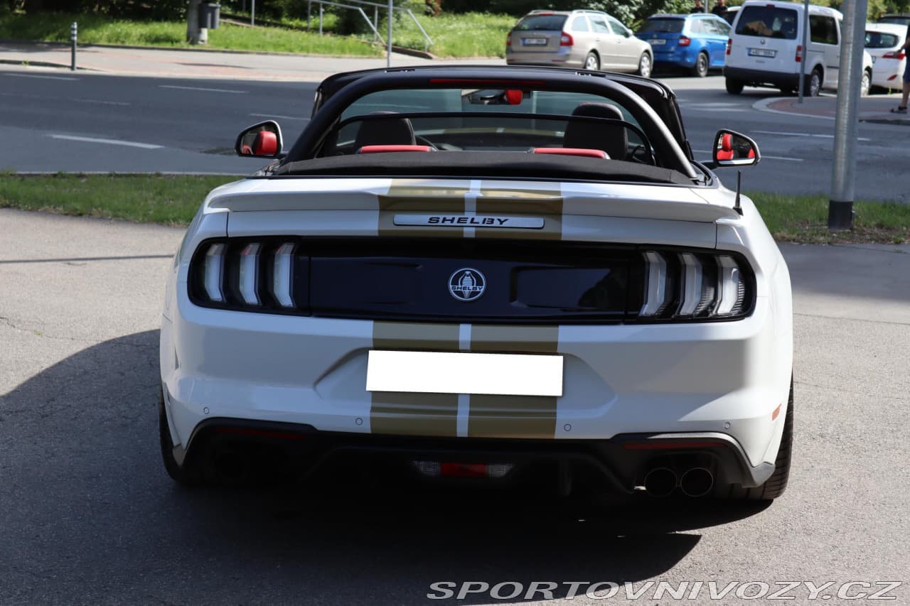 2021 Ford MUSTANG - 23