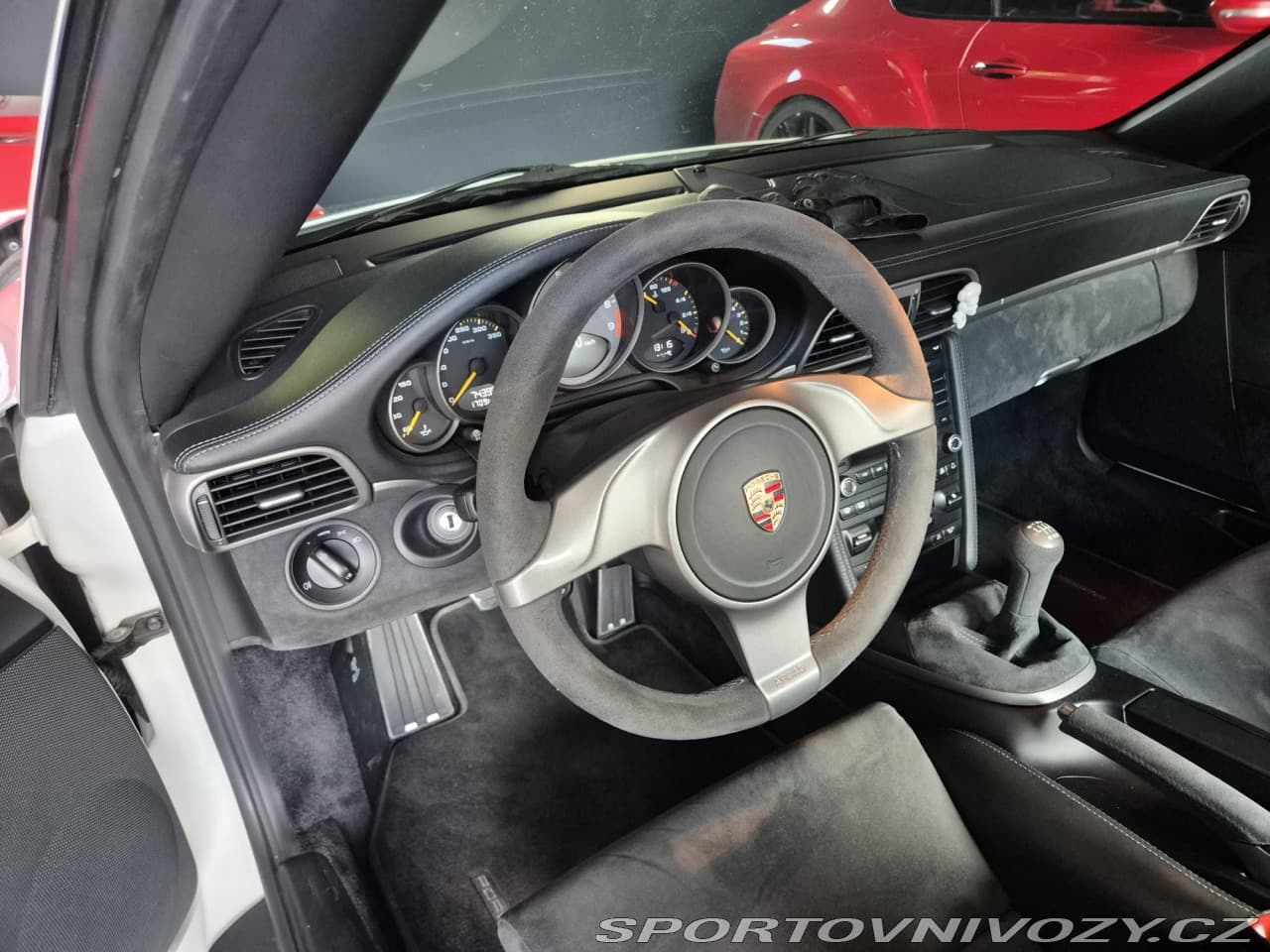 2010 Porsche 911 - 14