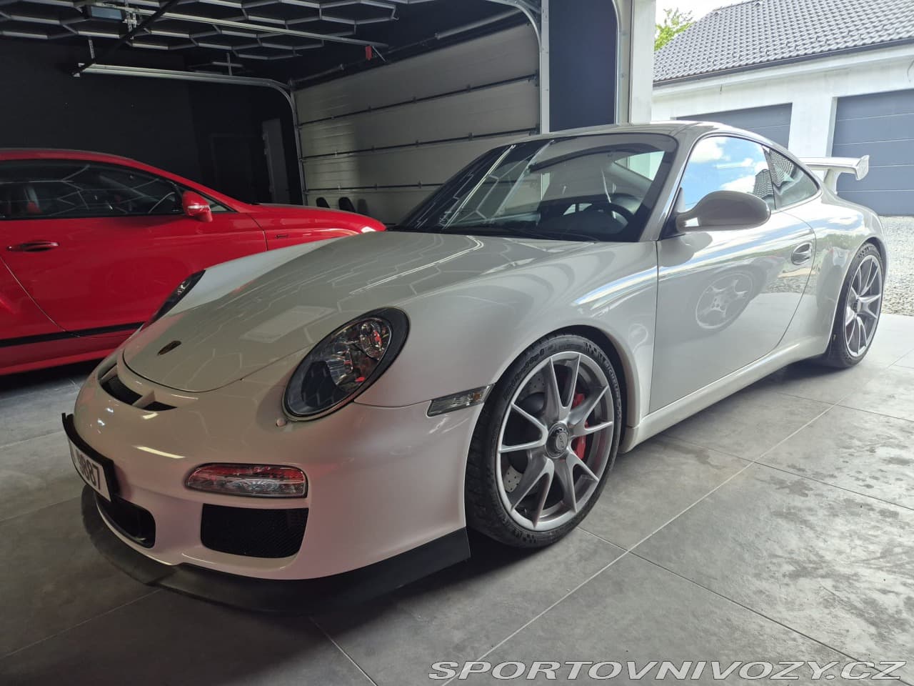 2010 Porsche 911 - 5