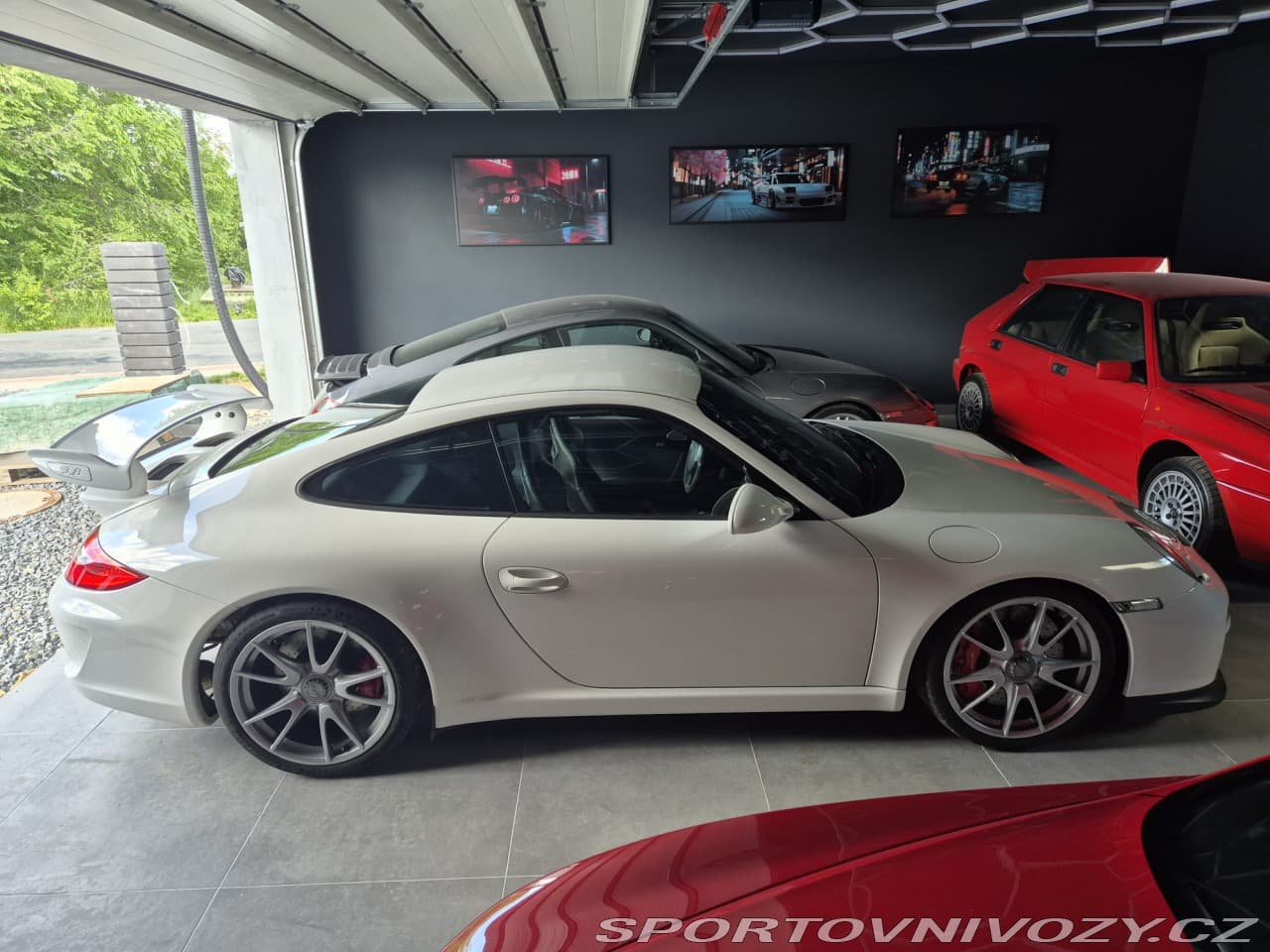 2010 Porsche 911 - 7