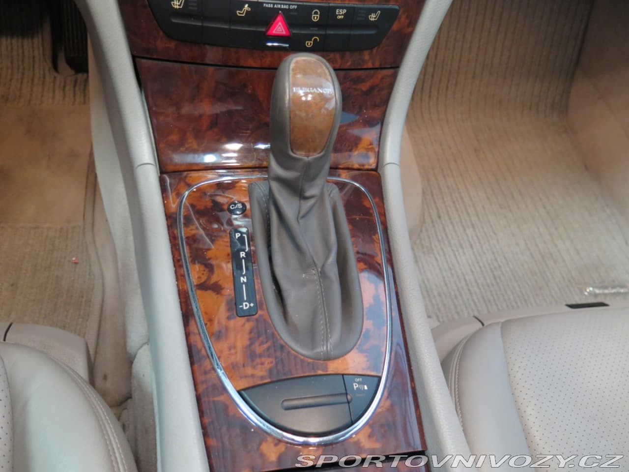 2004 Mercedes-Benz E-CLASS - 8